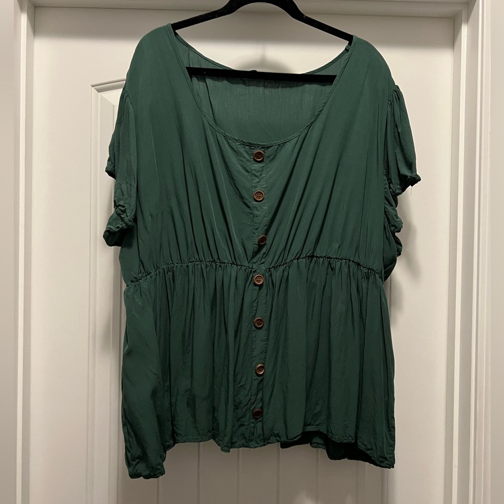 -BloomChic Elastic Waist Blouse